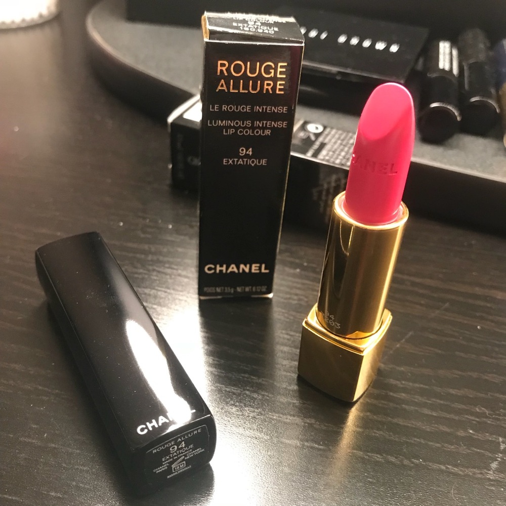 Chanel Rouge Allure 94 Extatique